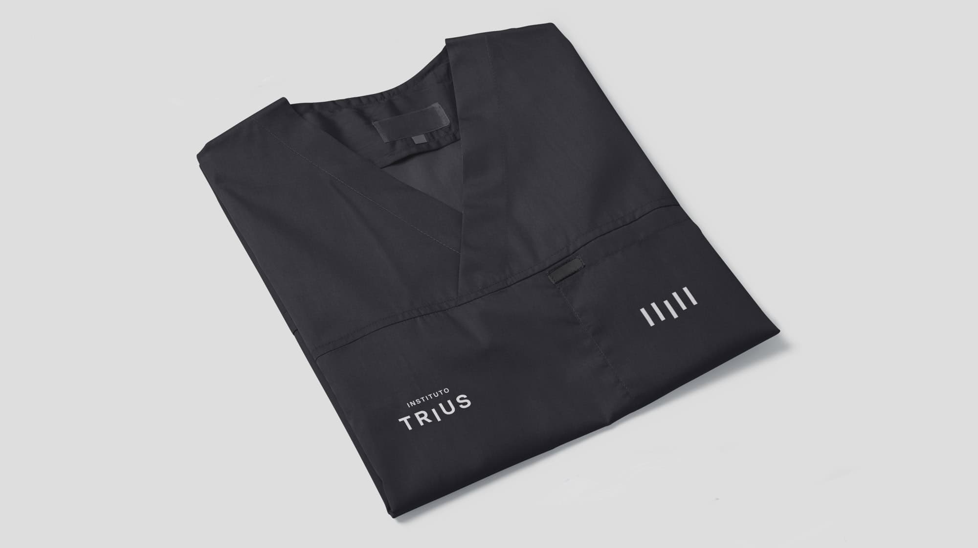 Aplicación de la marca Instituto Trius en textil, proyecto de Mariona Agency