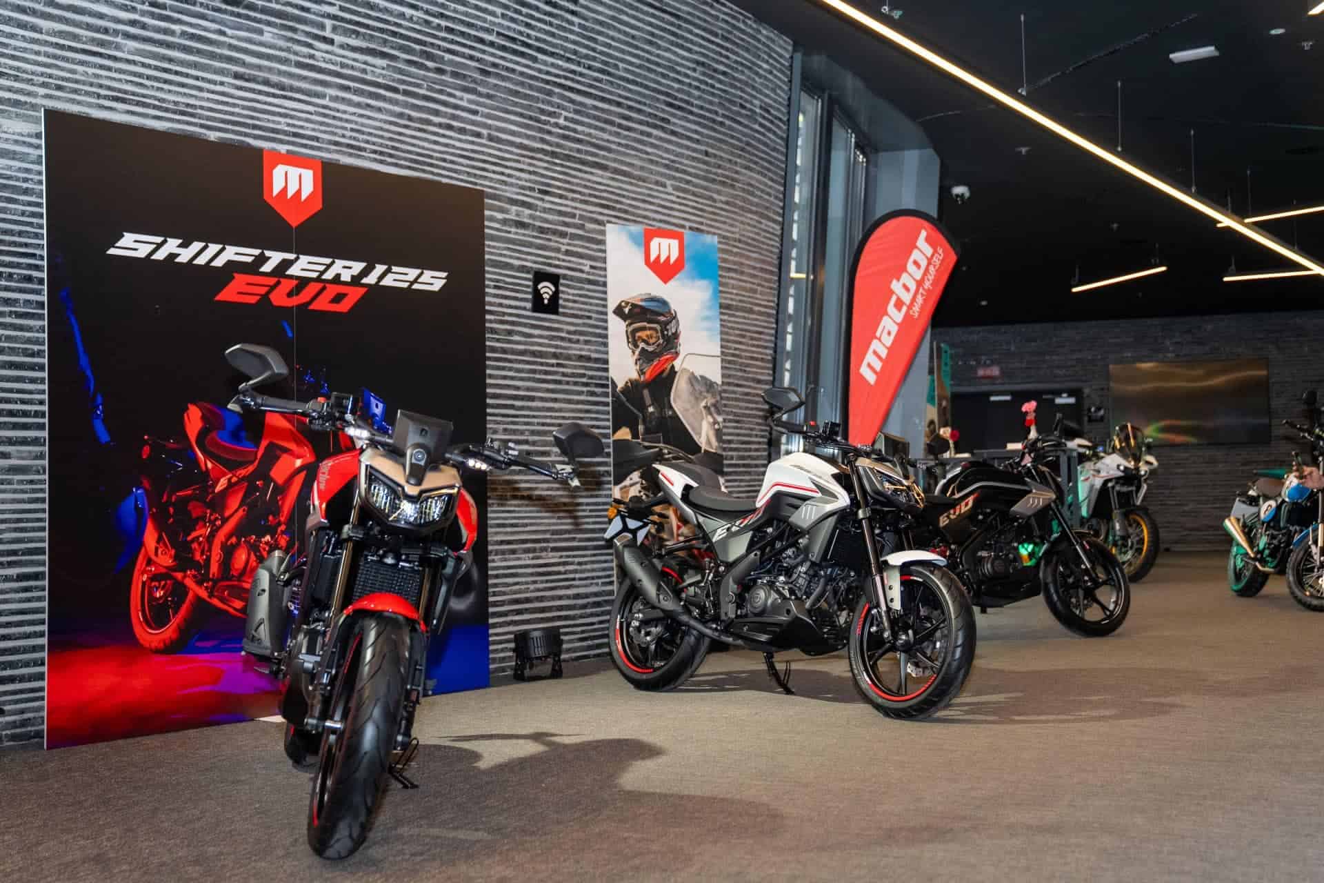 Presentación de producto de SYM, Macbor y KOVE en el evento de Grupo Motos Bordoy