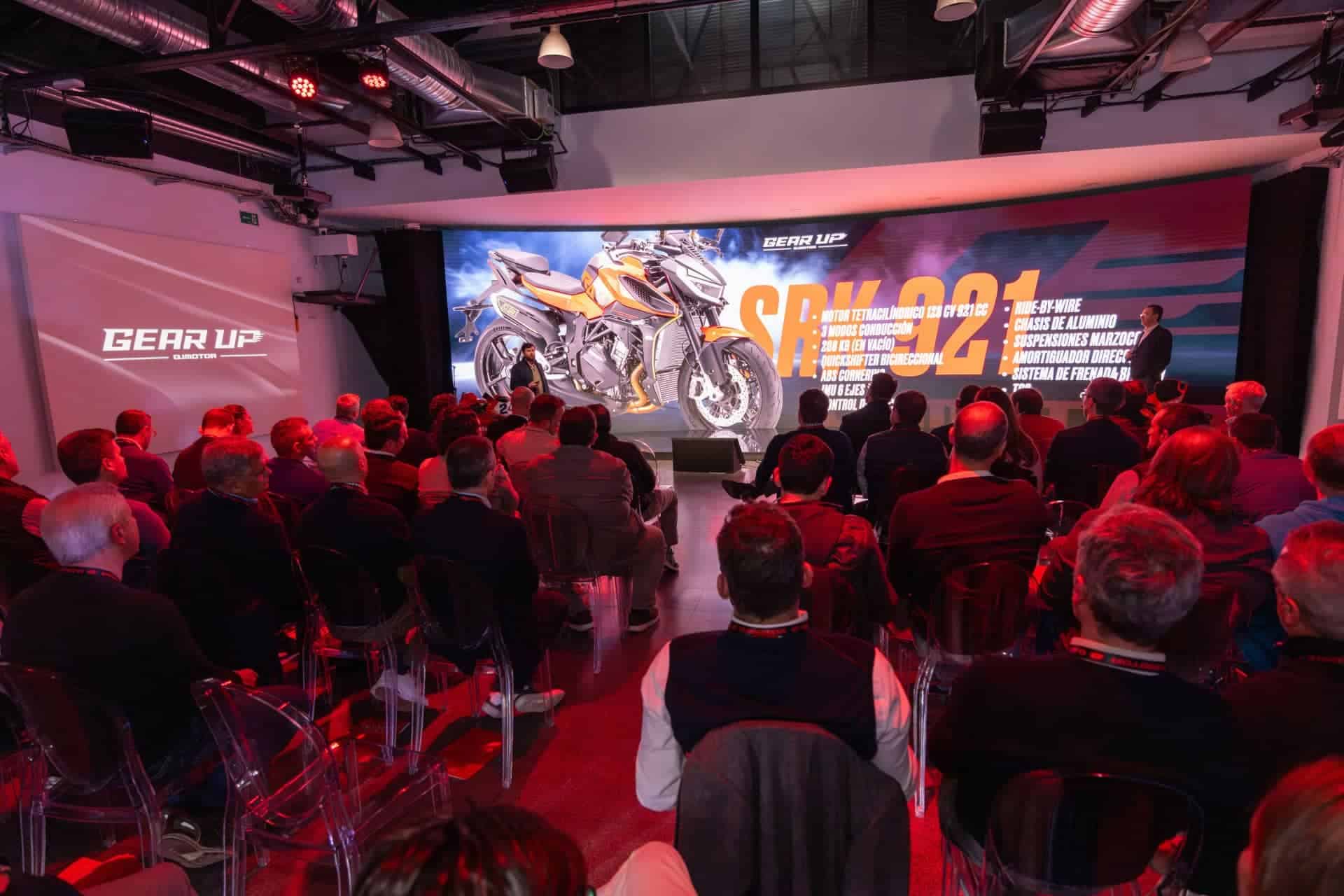 Cierre de la convención de marca de QJ Motor España con dirección de Mariona Agency
