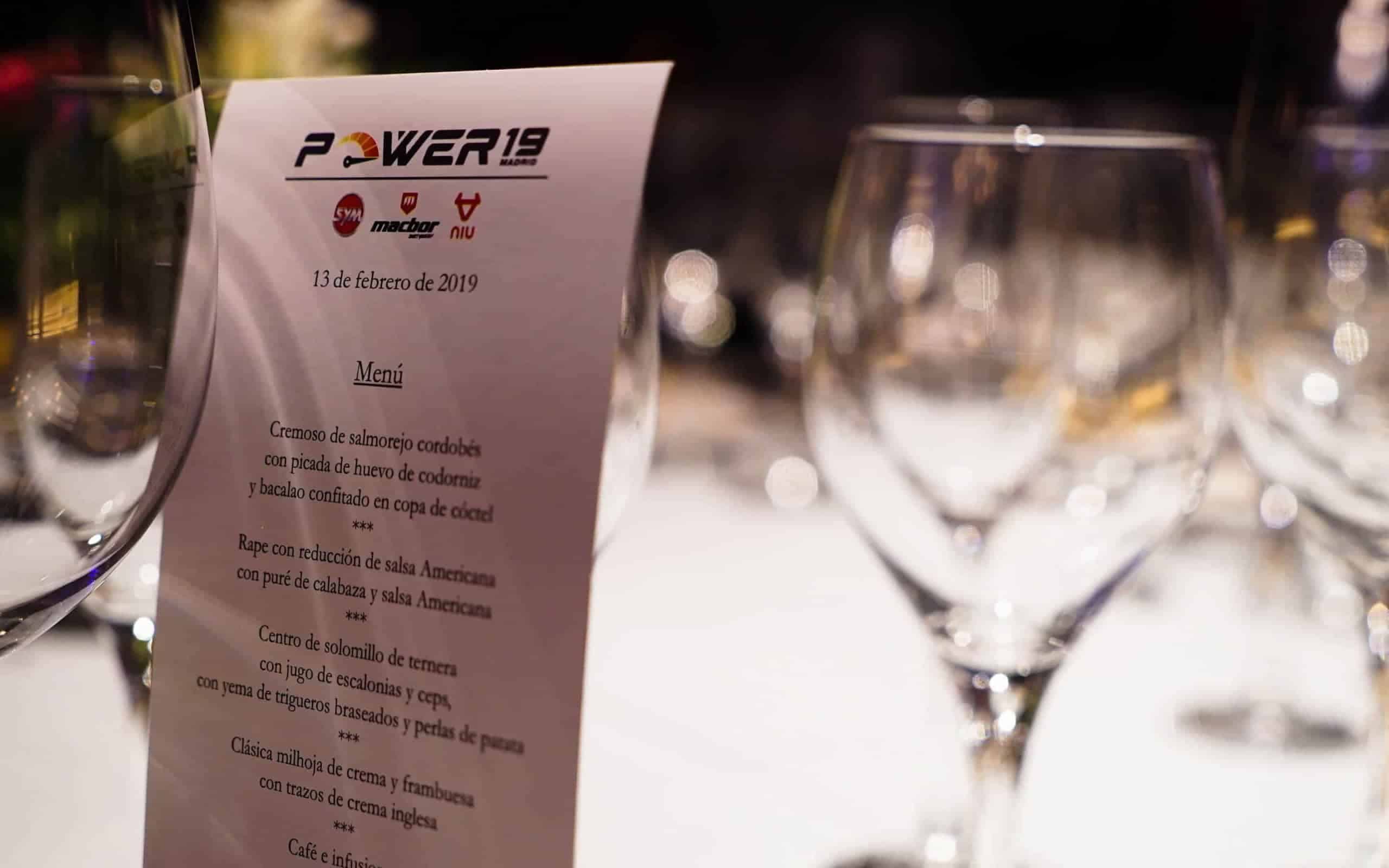Exposición de nuevos modelos SYM en el evento de Mariona Agency