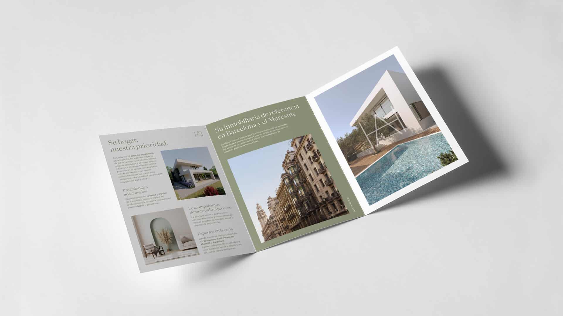 Interior del folleto de Access Home maquetado por Mariona Agency
