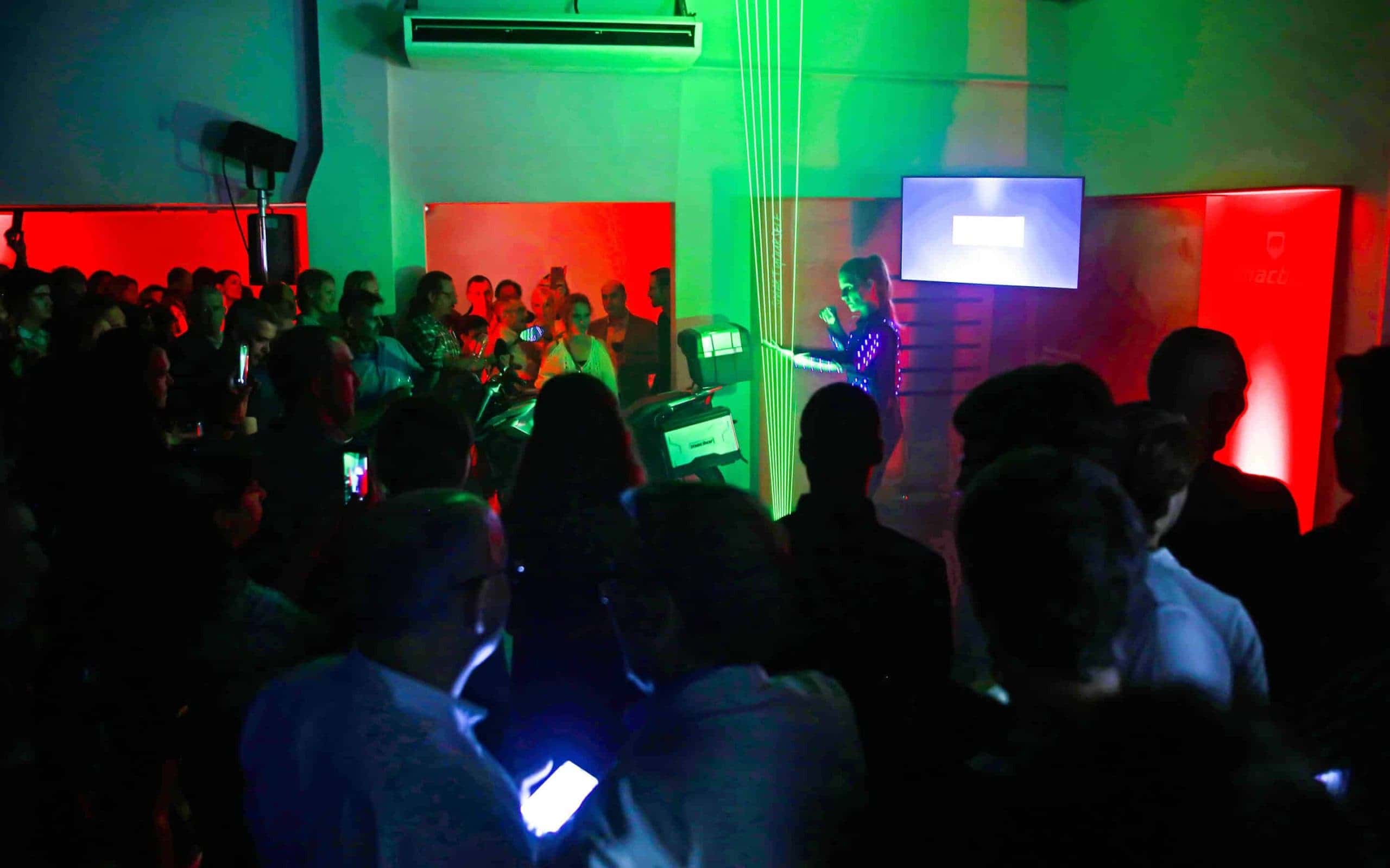 Catering personalizado por marcas en la inauguración de Motos Bordoy