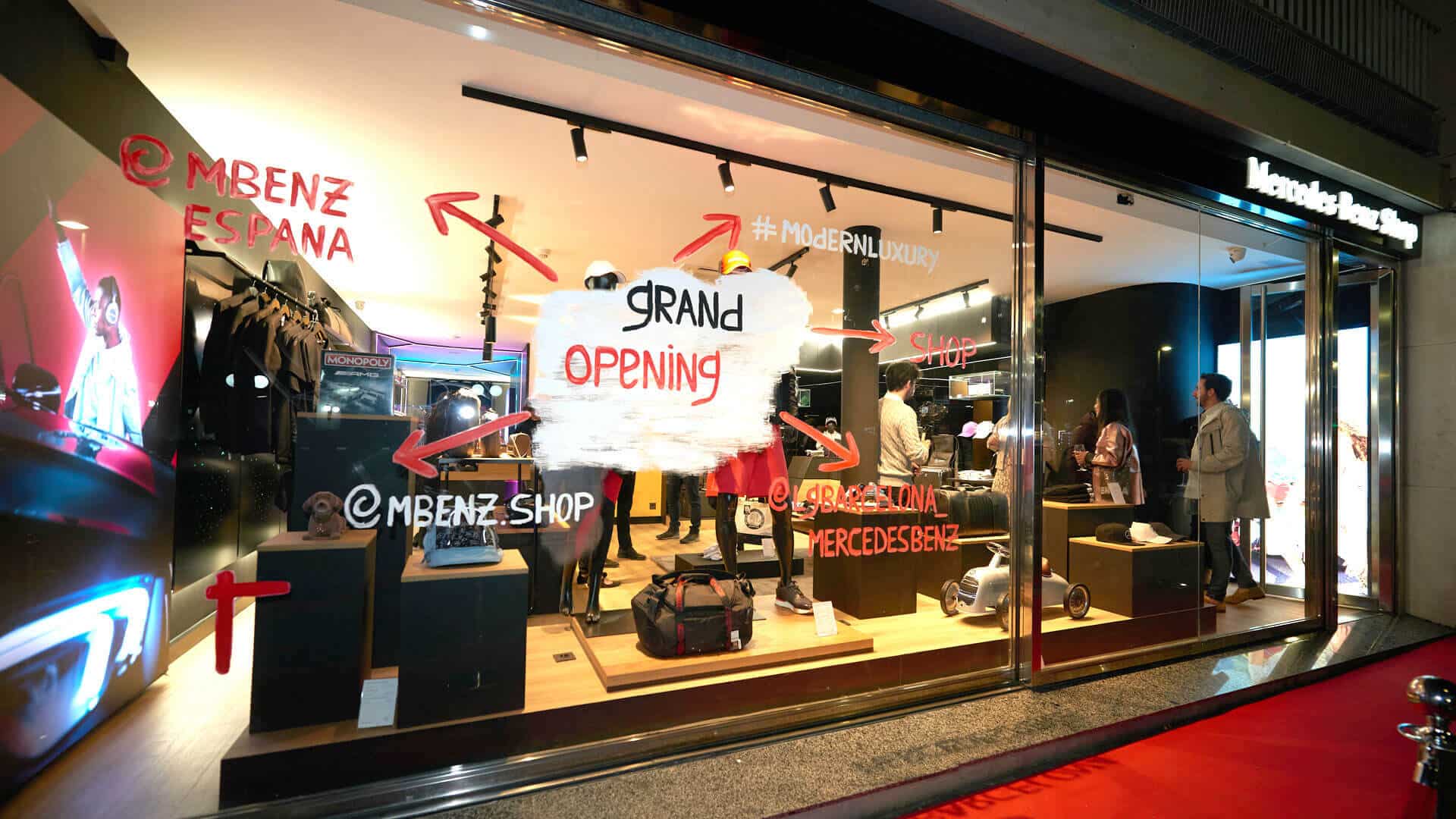 Espacio de retail de marca producido por Mariona Agency