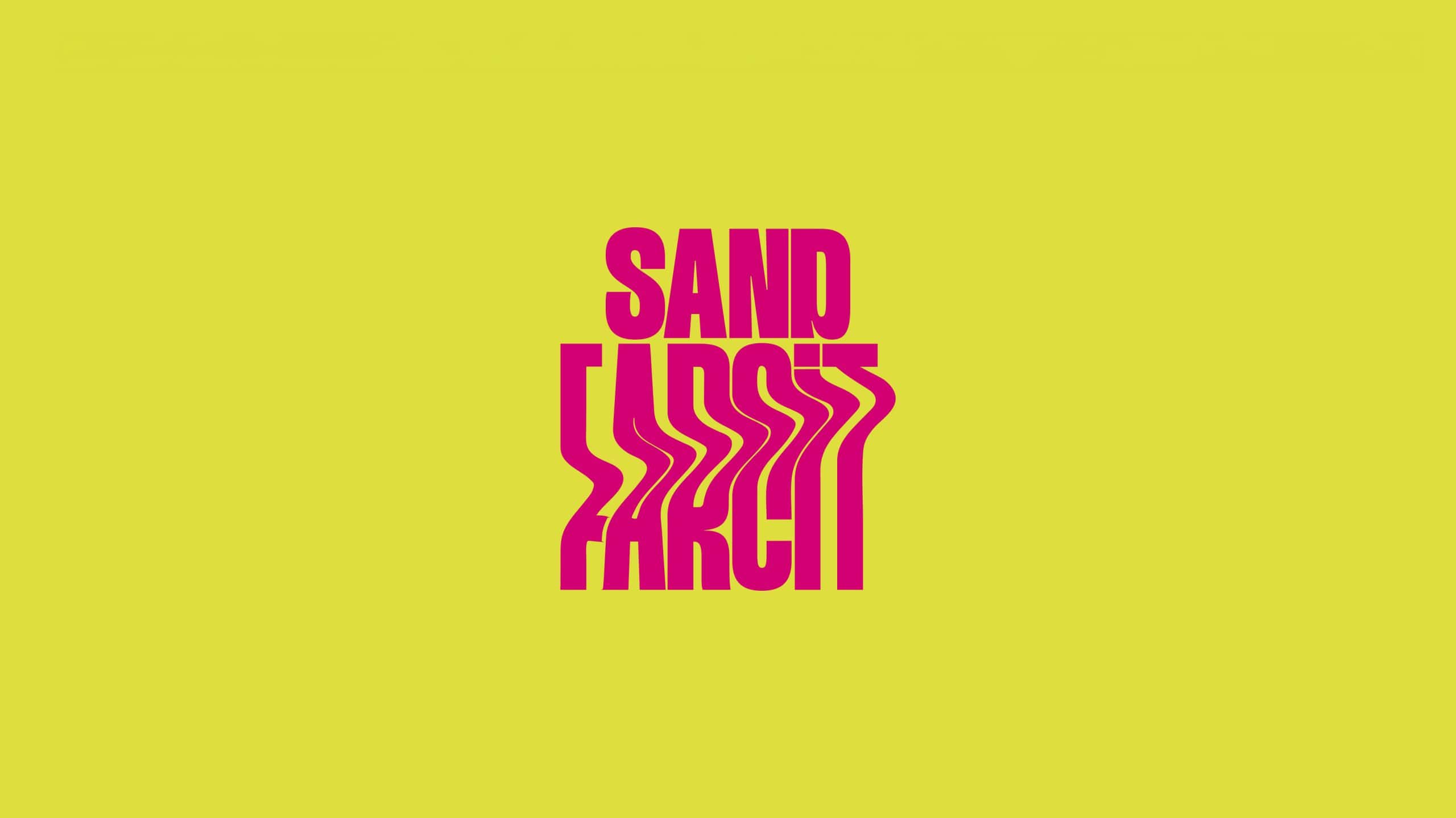 Logotipo de Sand Farcit sobre amarillo, identidad creada por Mariona Agency