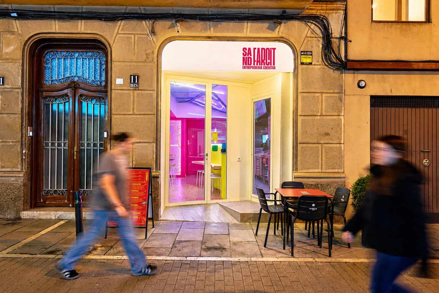 Fachada de la sandwichería Sand Farcit en Sant Cugat del Vallès
