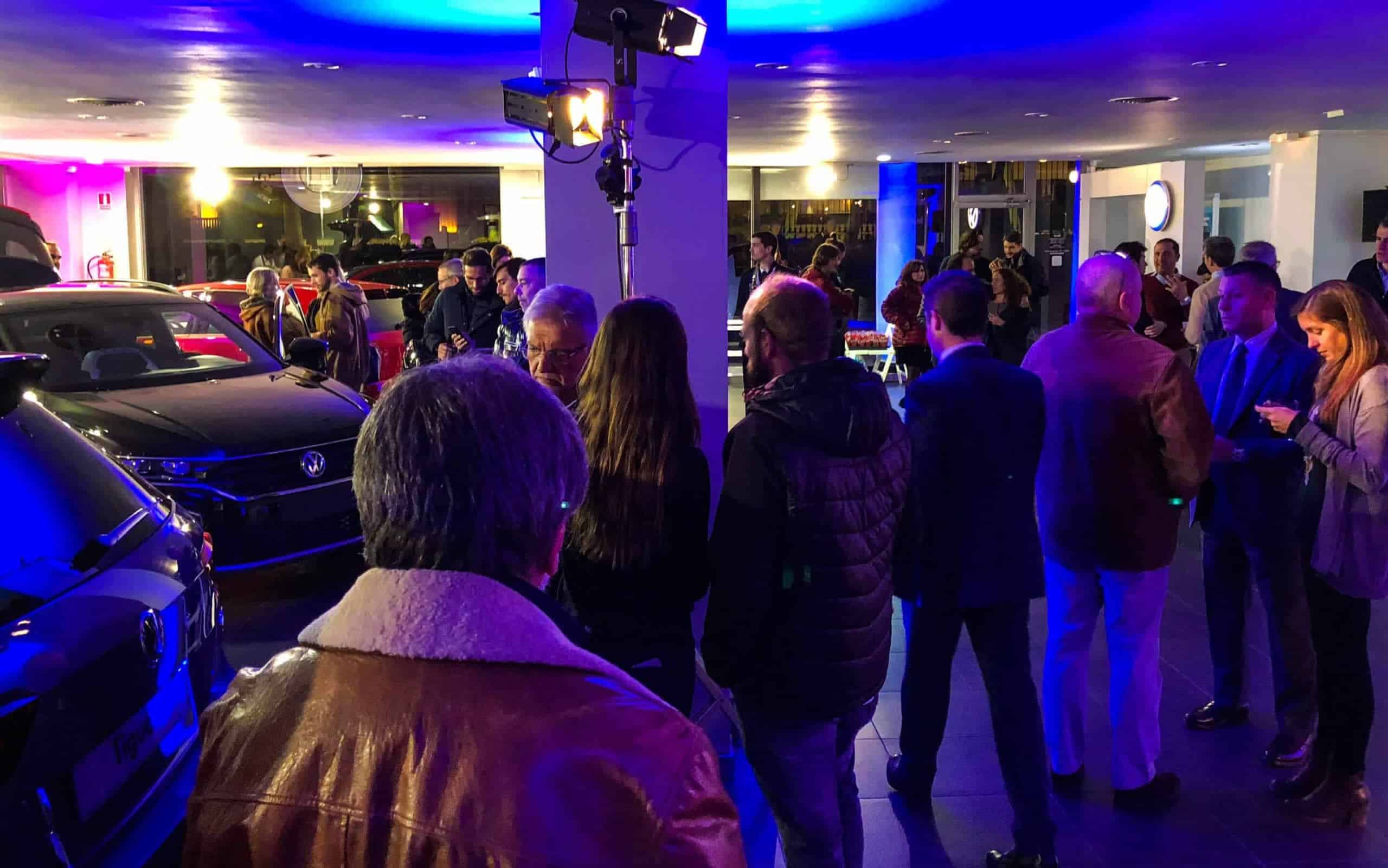 Asistentes al lanzamiento del Volkswagen T-Roc en Barcelona