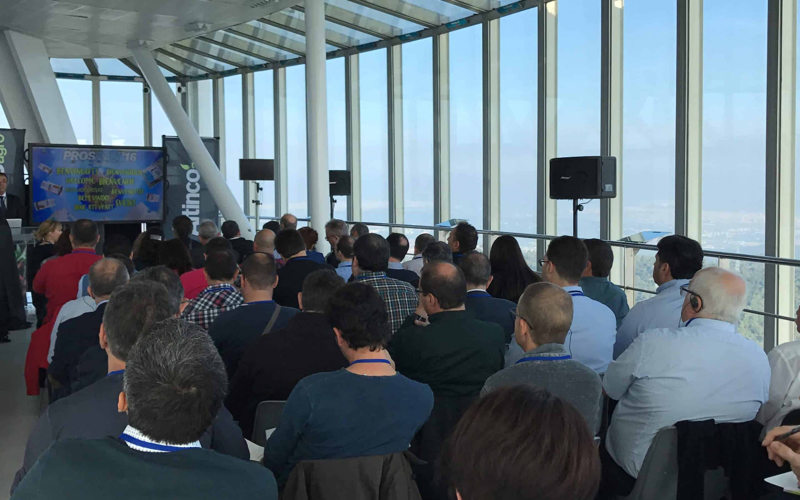 Imagen gráfica del evento de AltincoAgro diseñada por Mariona Agency