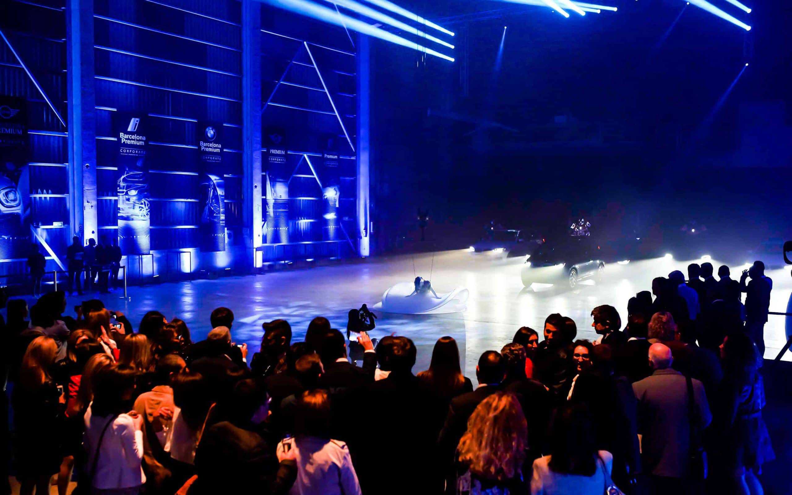Ambiente general de la fiesta corporate BMW diseñada por Mariona Agency