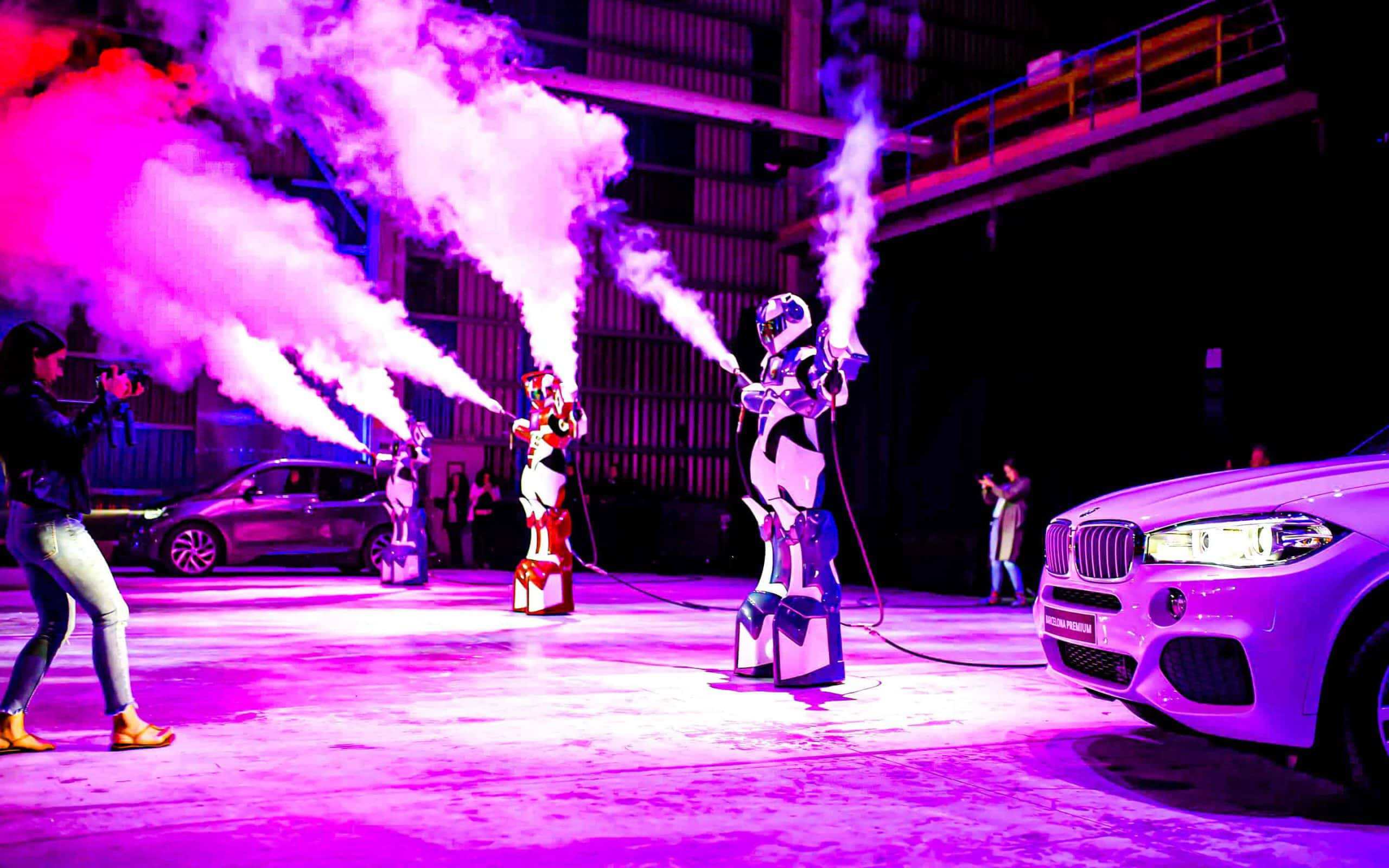 Juego de luces durante el espectáculo de presentación BMW en Barcelona