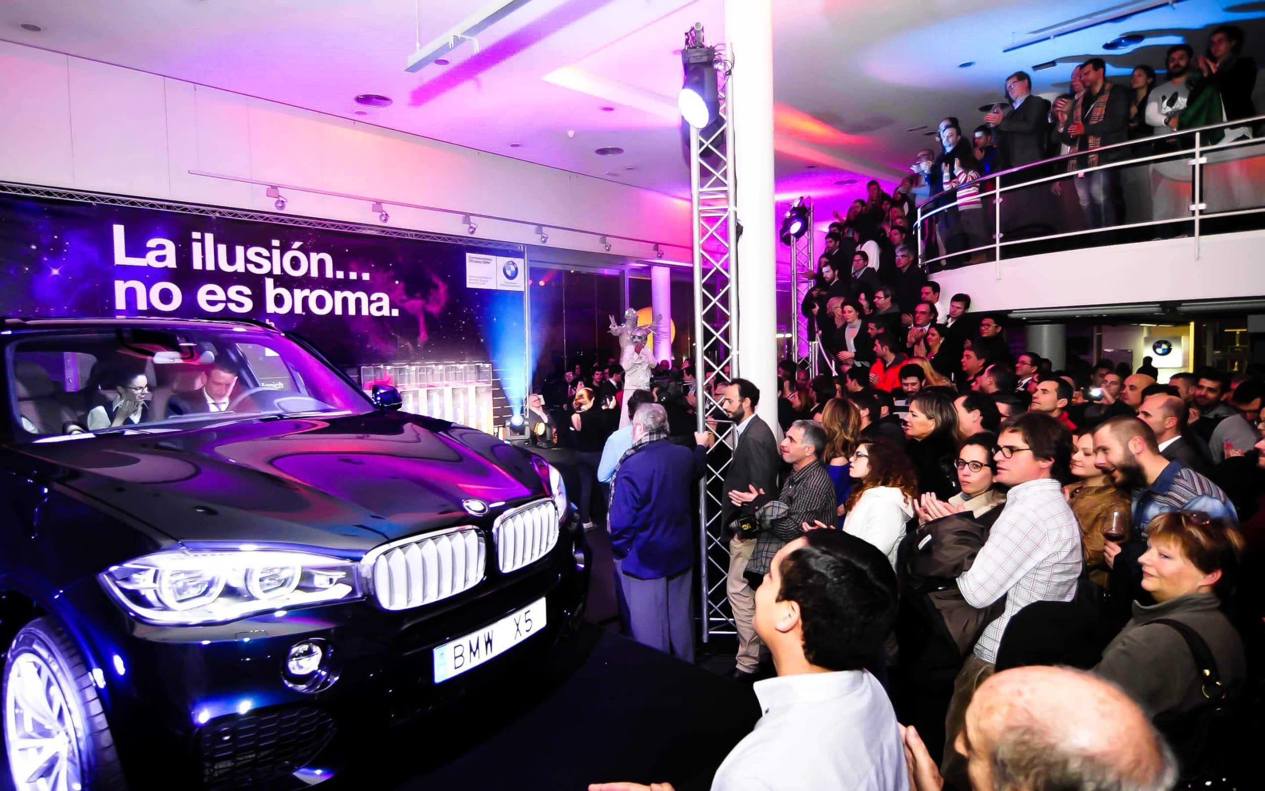 Público del acto de BMW Ibericar reunido por Mariona Agency en Barcelona