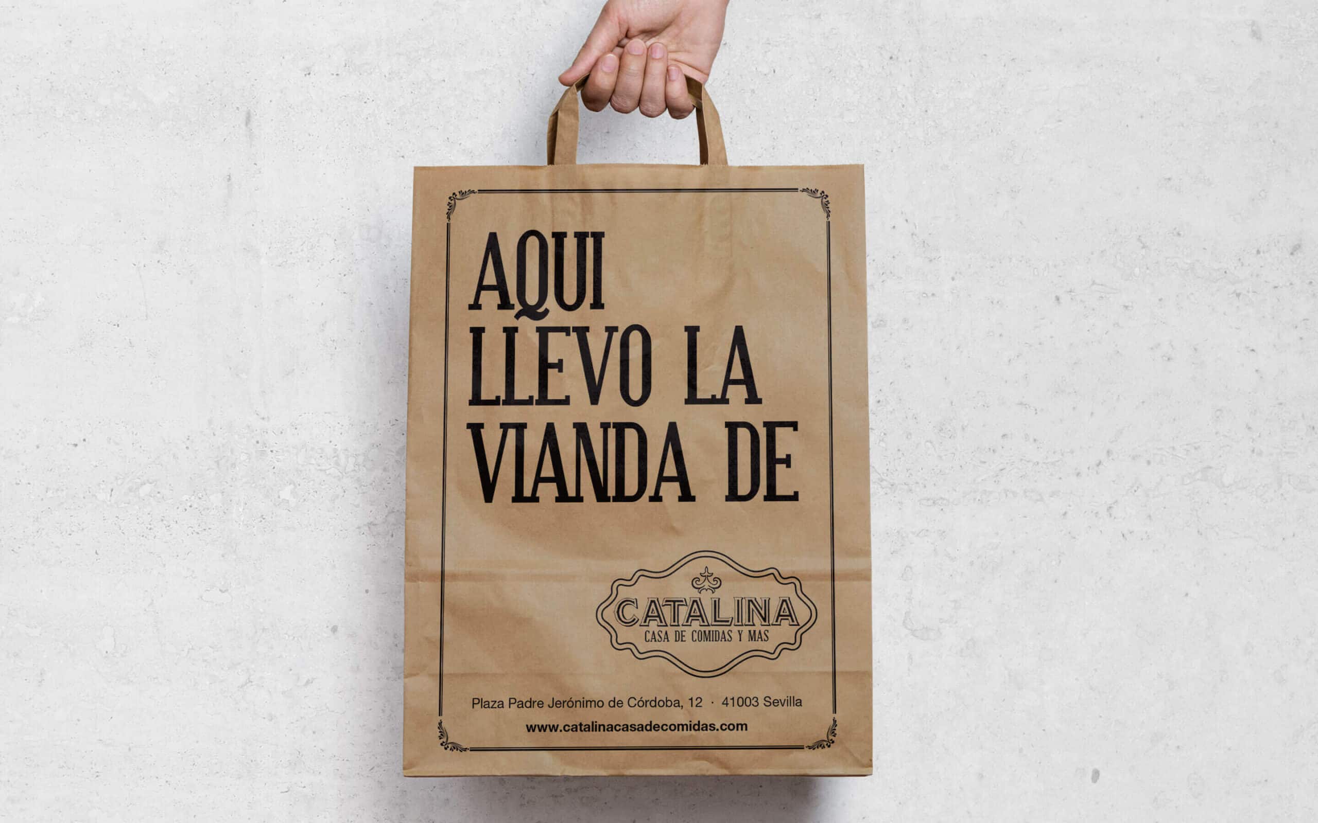 Identidad sevillana de Catalina construida por Mariona Agency