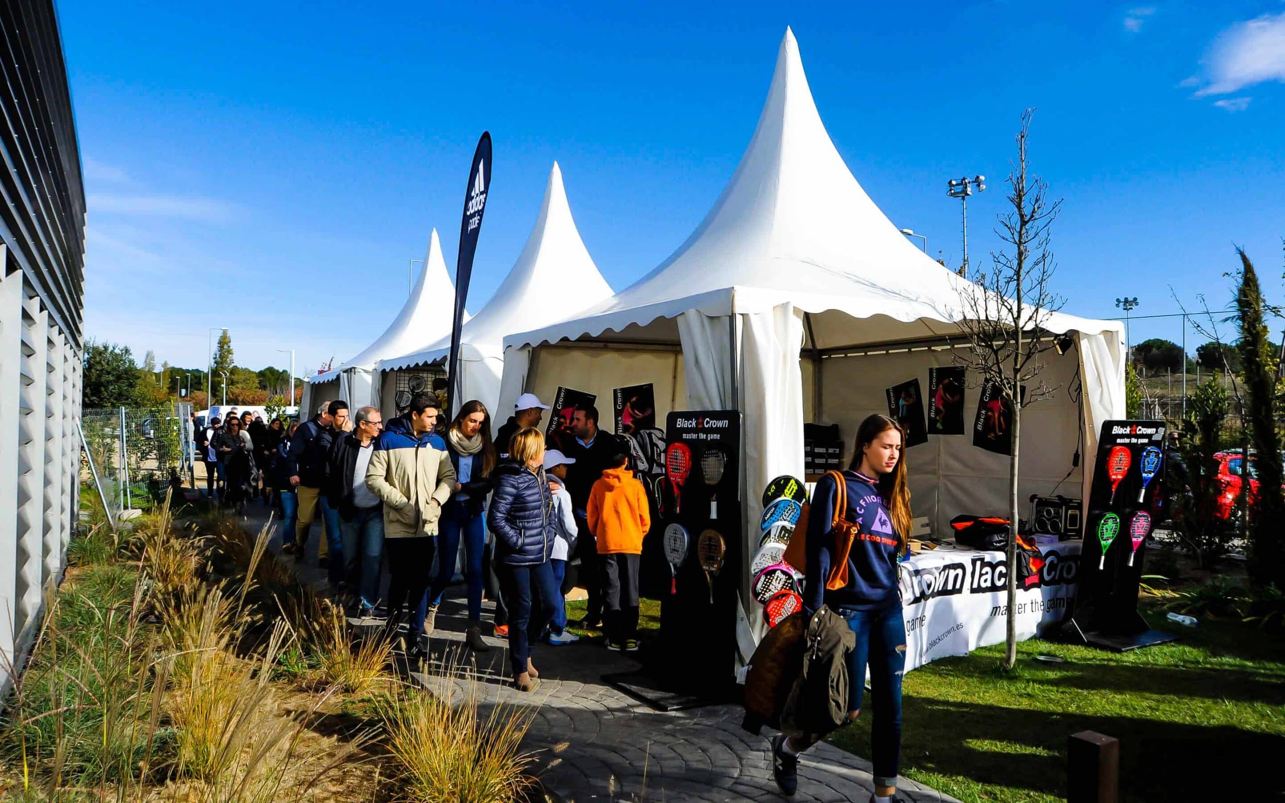 Dirección de arte de Mariona Agency aplicada al recinto de Augusta Padel