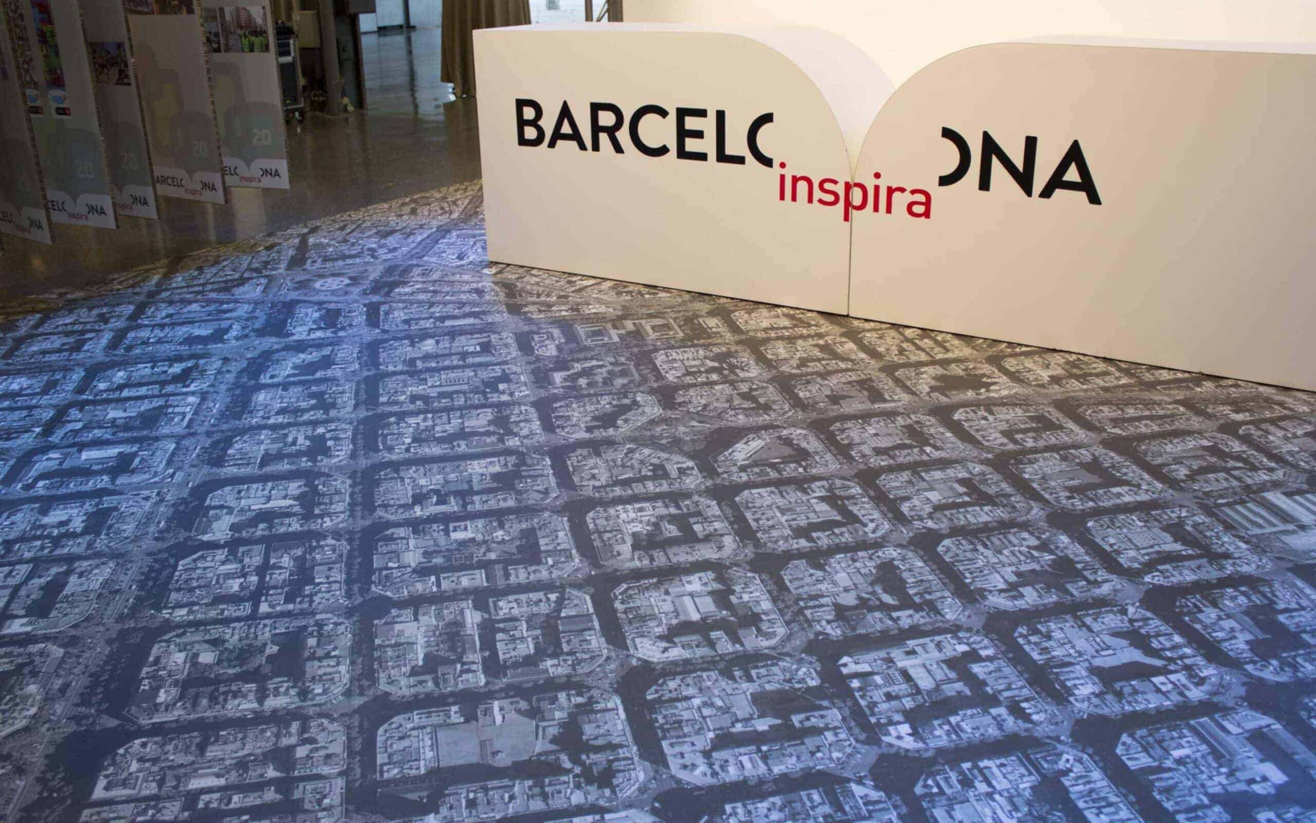 Sistema gráfico aplicado al stand del Ajuntament de Barcelona, proyecto de Mariona Agency