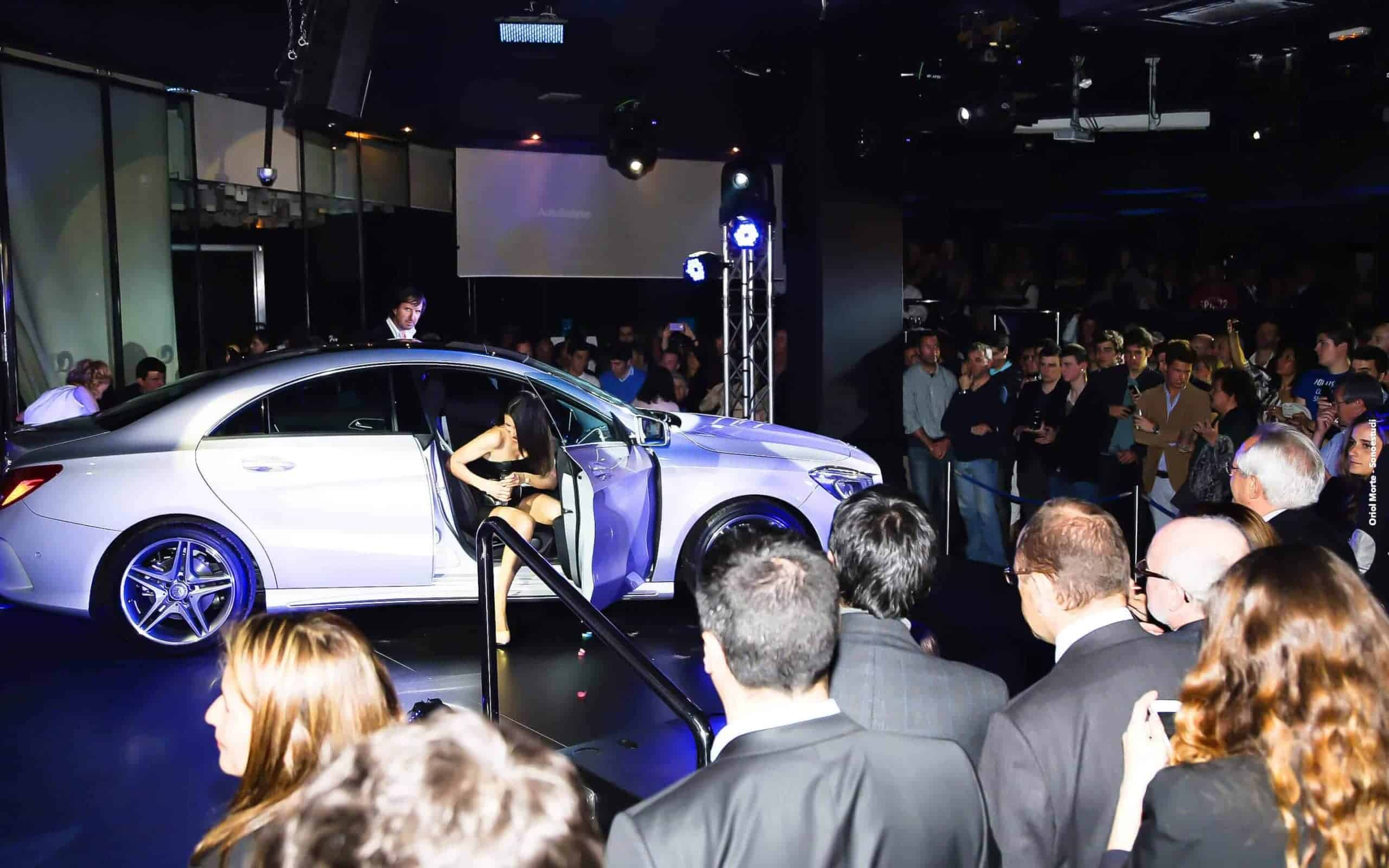 Escenografía del evento de presentación del Mercedes-Benz CLA Coupé producido por Mariona Agency