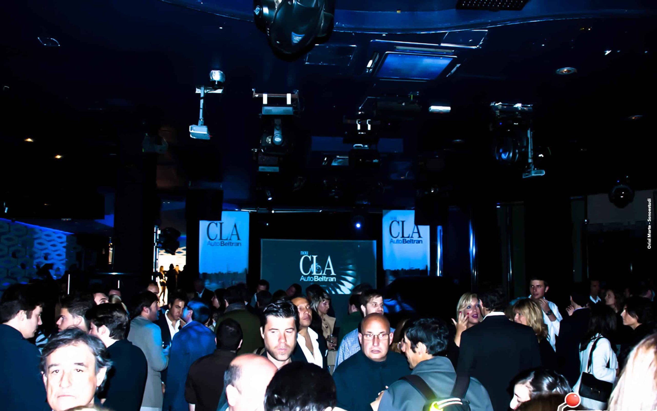 Presentación oficial del Mercedes-Benz CLA en la discoteca Sotavento de Barcelona, evento de Mariona Agency