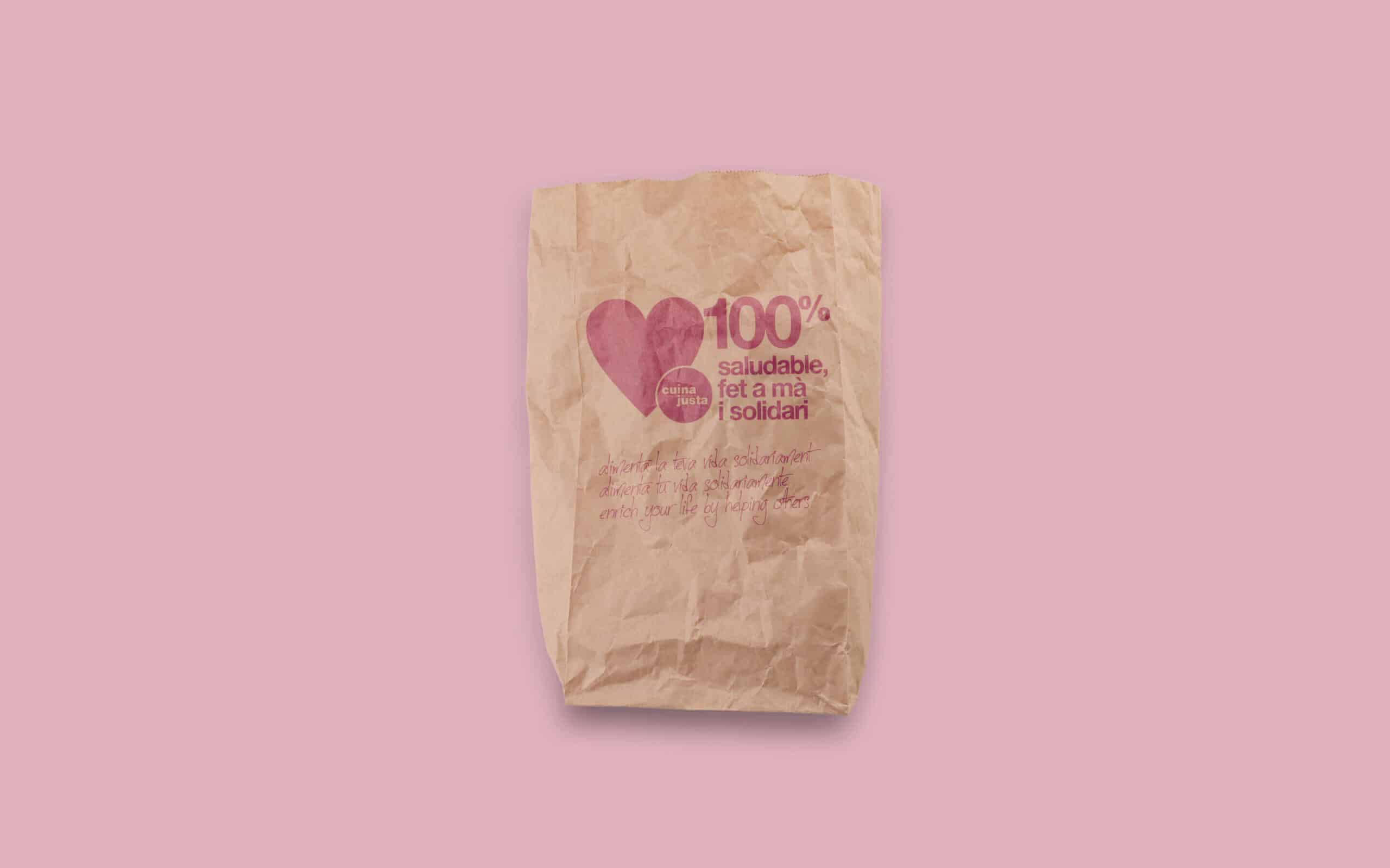 Papelería de la marca Cuina Justa creada por Mariona Agency