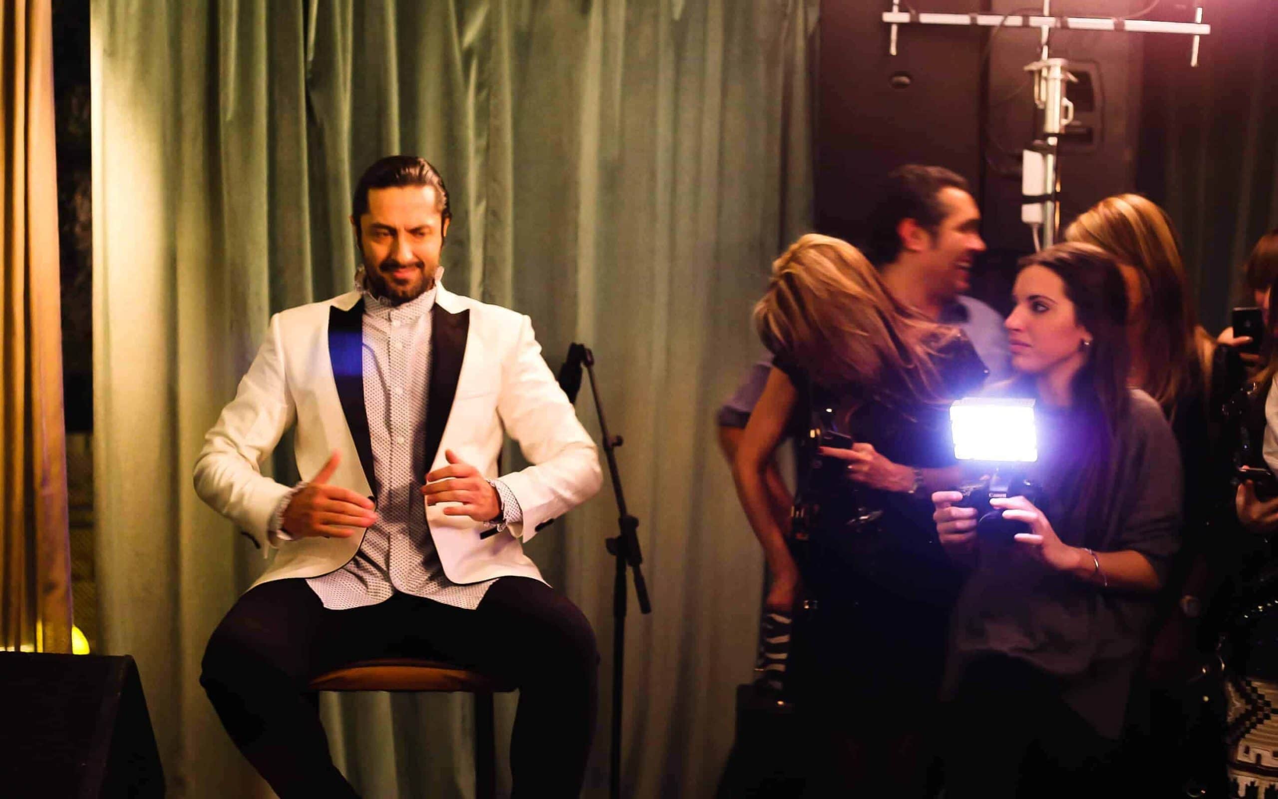Actuación de flamenco en directo en el aniversario de Dime, evento Mariona Agency