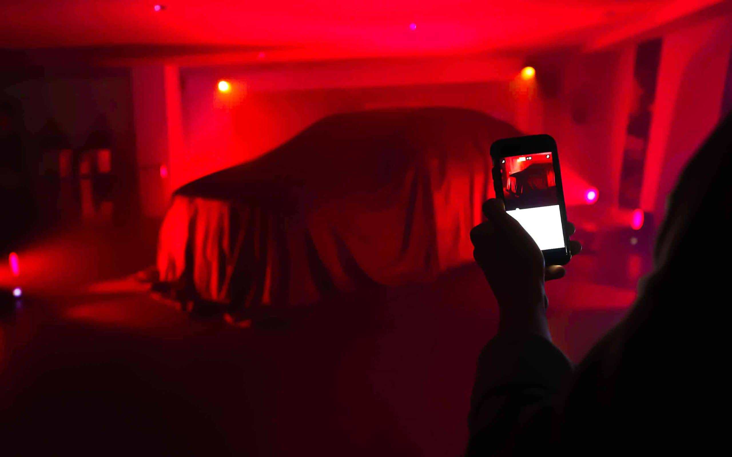 Escenografía del evento del Mercedes-Benz GLC Coupé por Mariona Agency