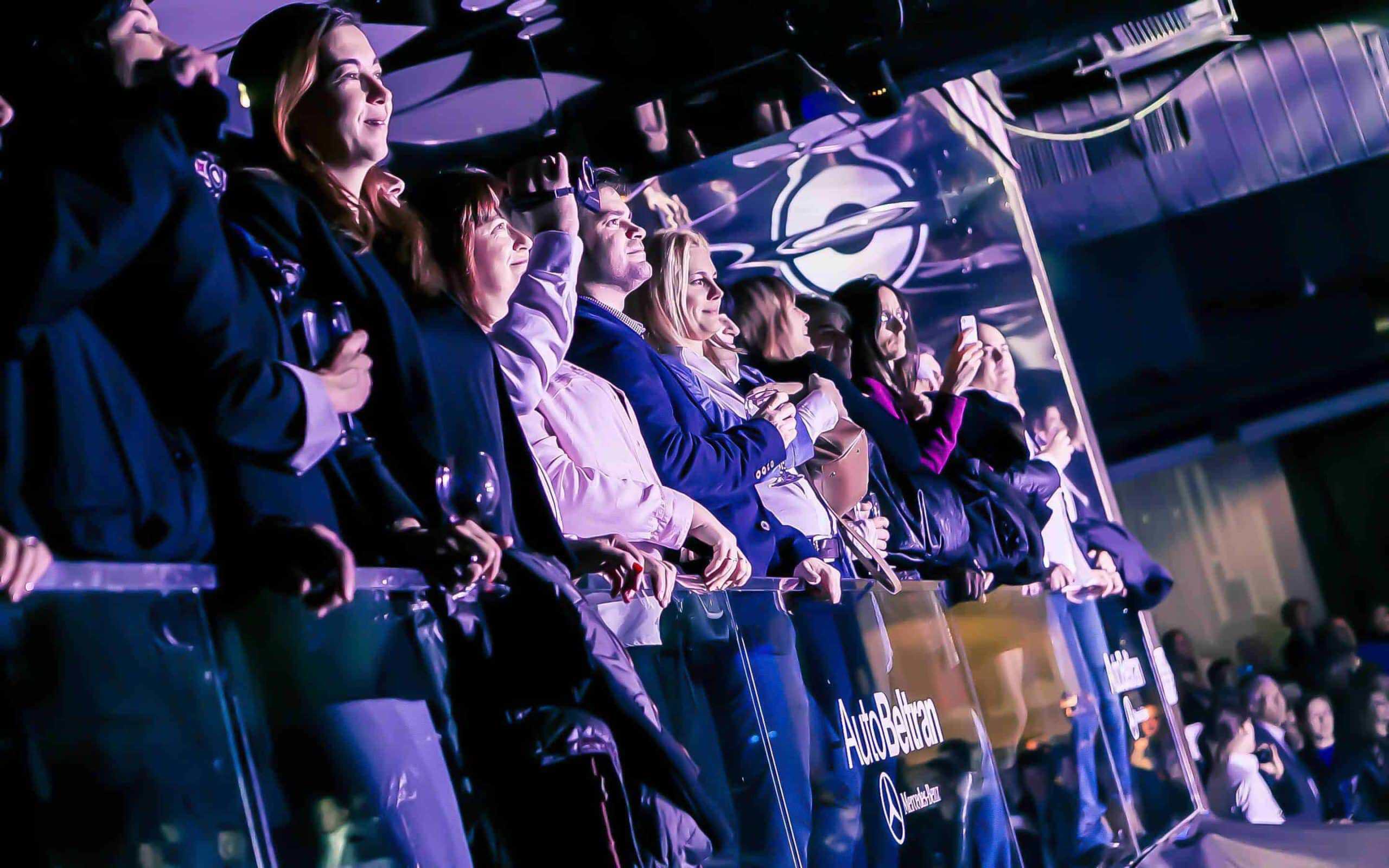 Ambiente nocturno de la presentación Mercedes-Benz en Opium Mar Barcelona