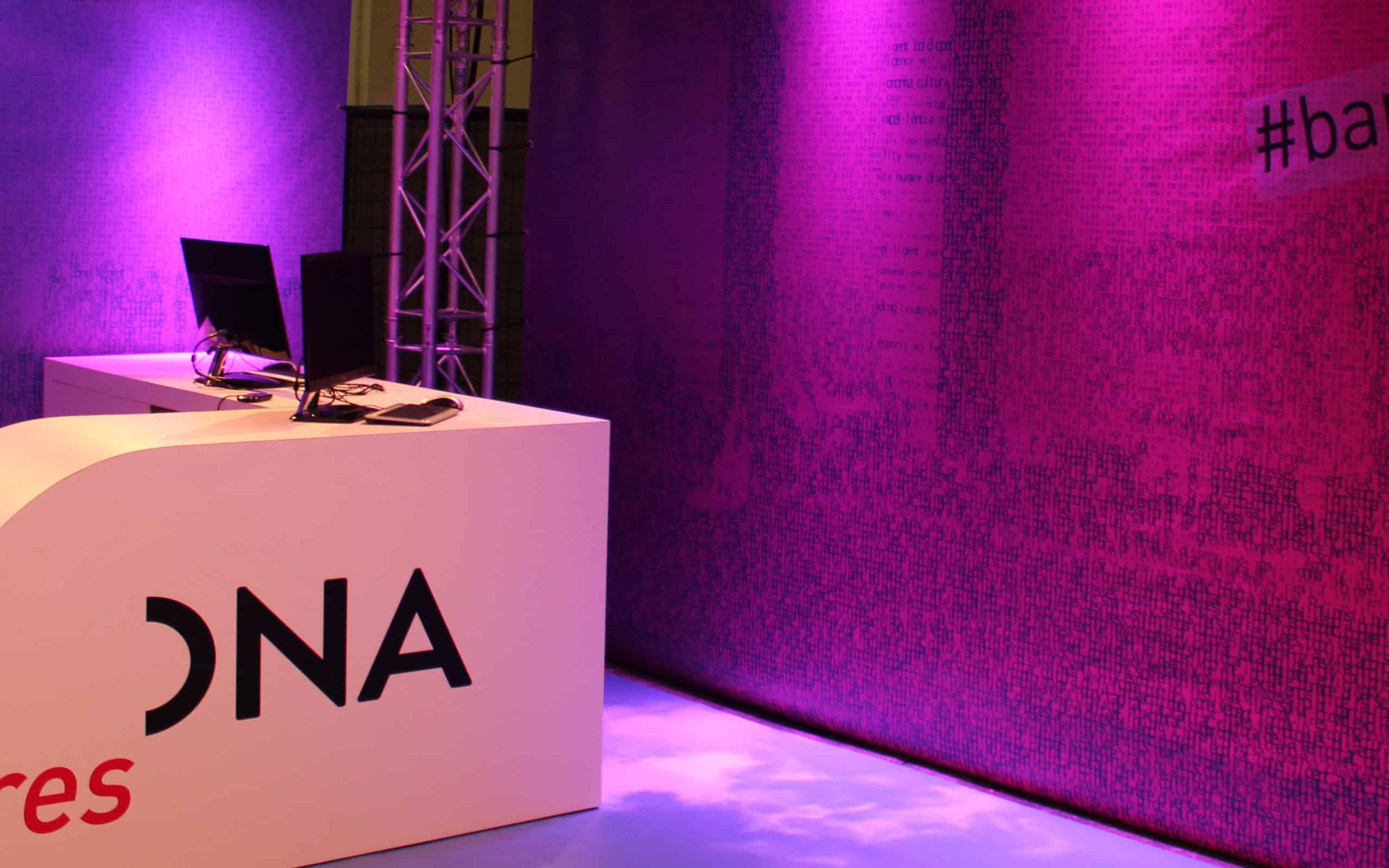 Zona interactiva del espacio de Barcelona en Sónar, obra de Mariona Agency