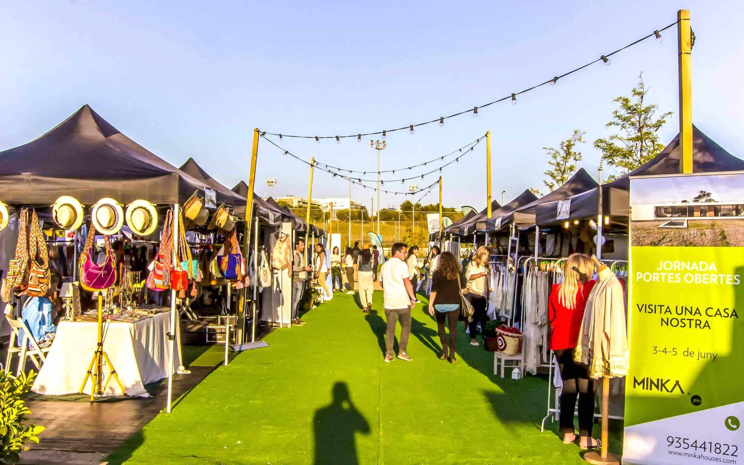 Zona gastronómica del Summer Market de Sant Cugat, por Mariona Agency