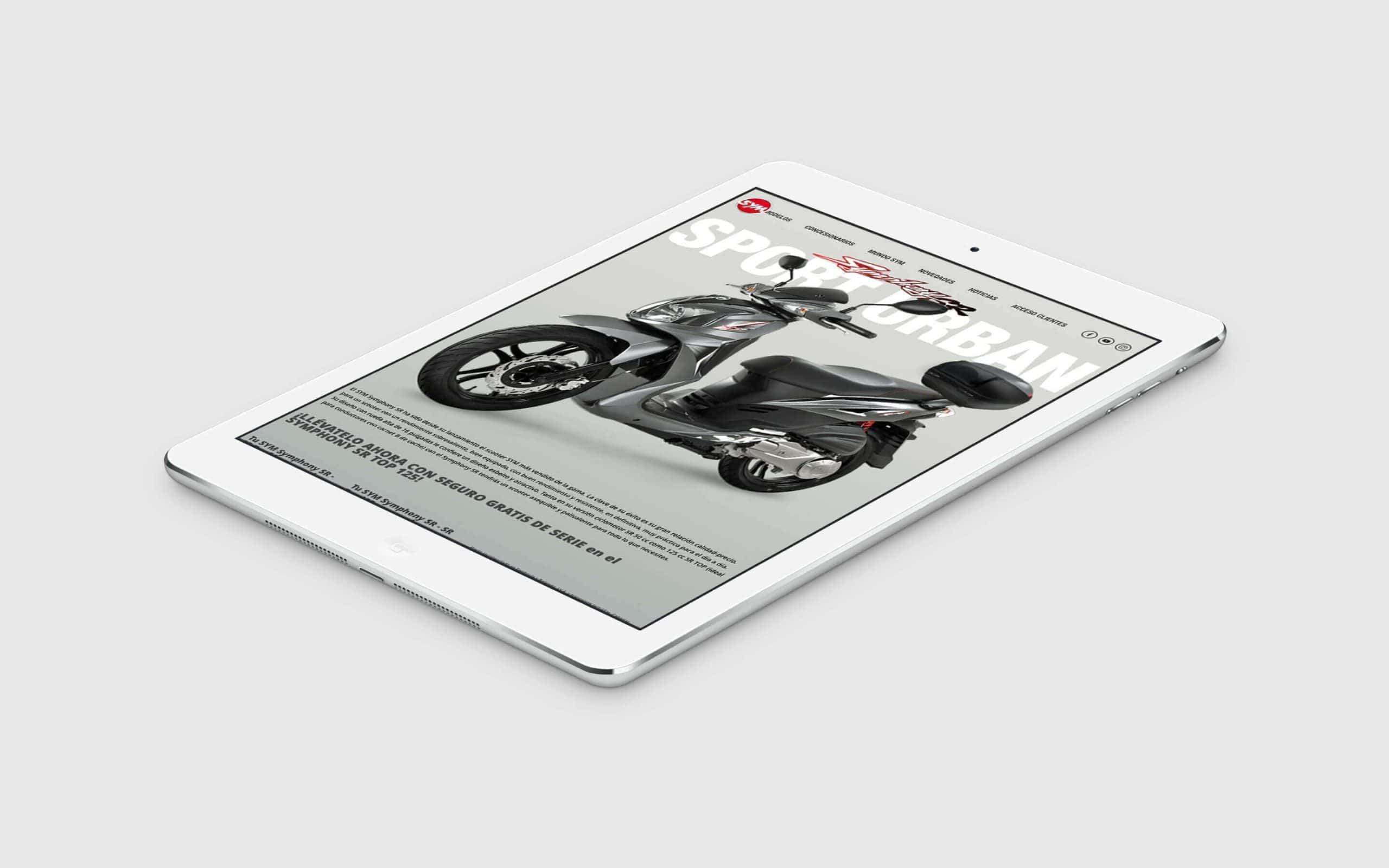 Motocicleta SYM en sesión fotográfica dirigida por Mariona Agency